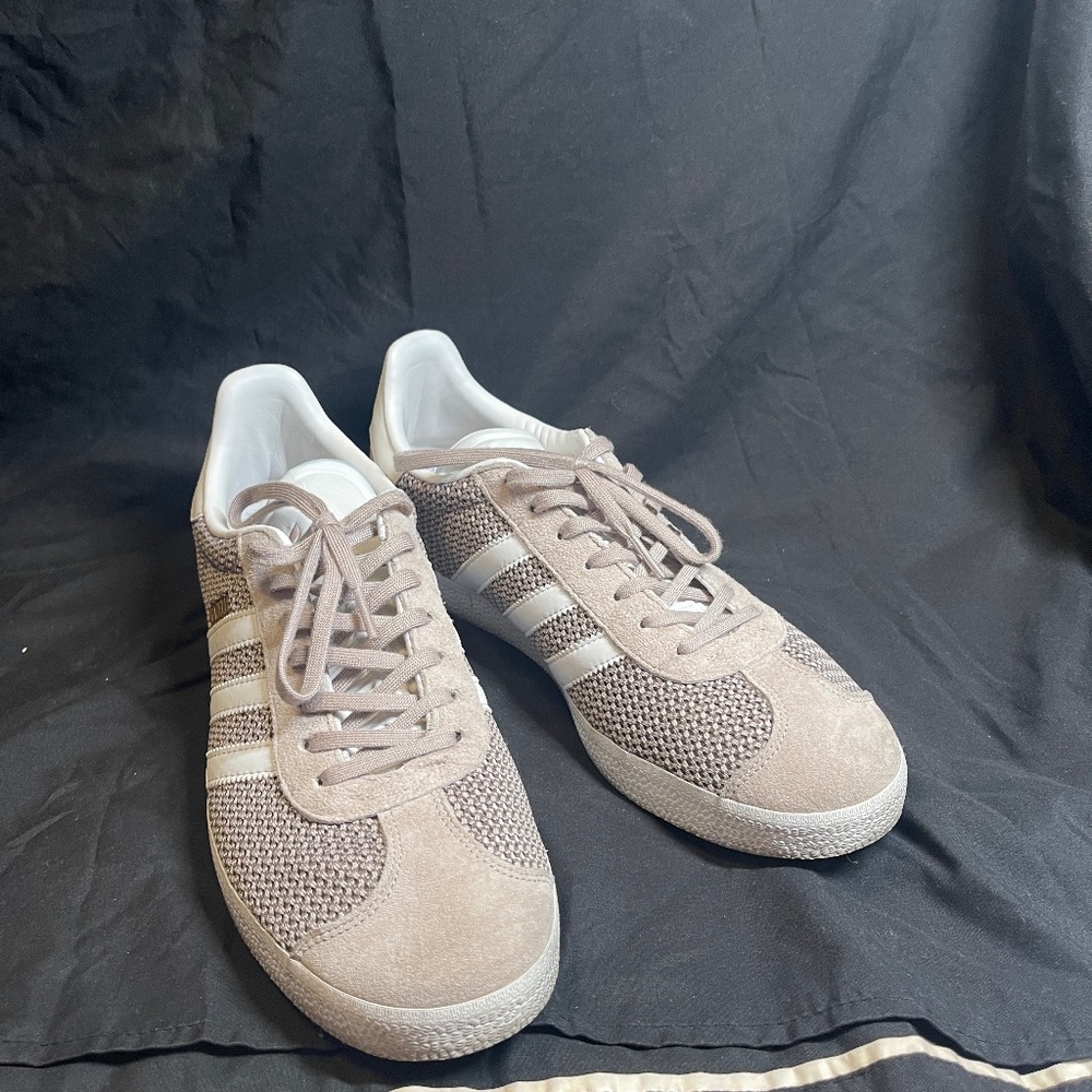 Adidas Gazelle Sneakers